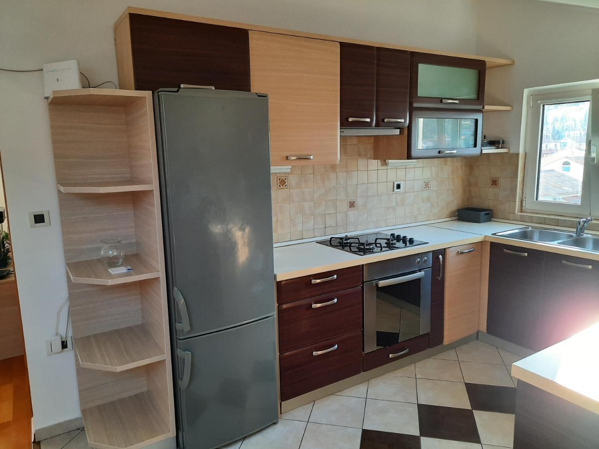 Apartman Martina Palit Exteriör bild